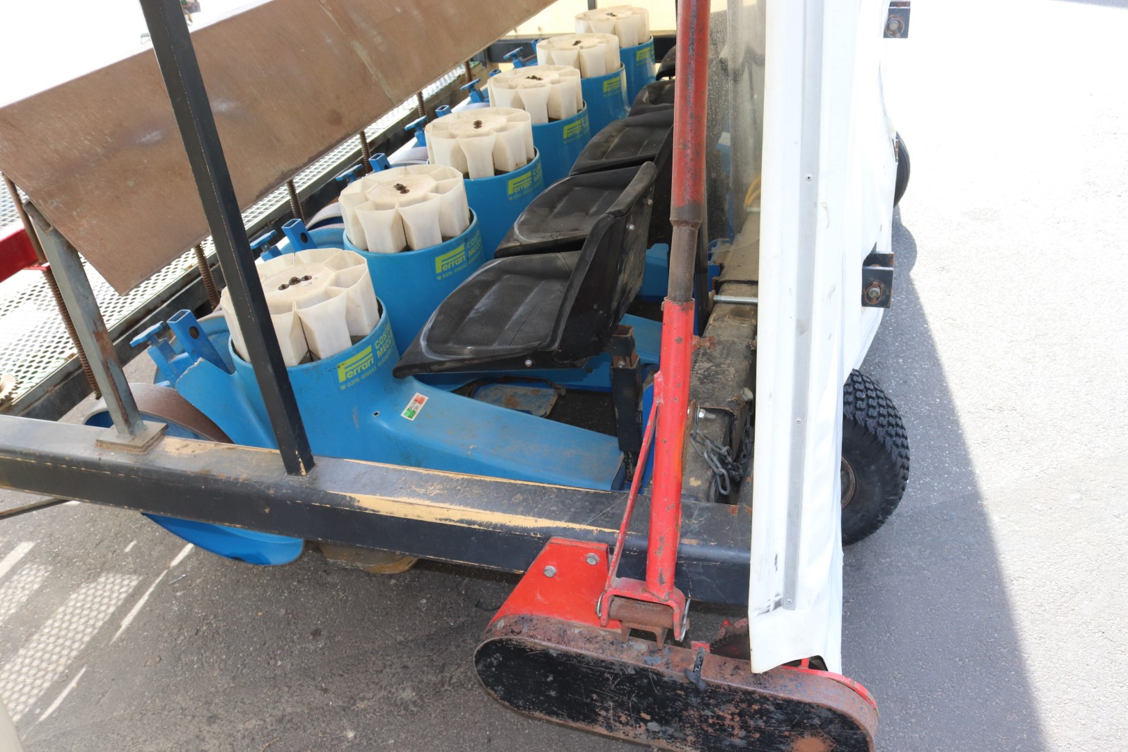 Ferrari F- MAX planting machine with 6 rows