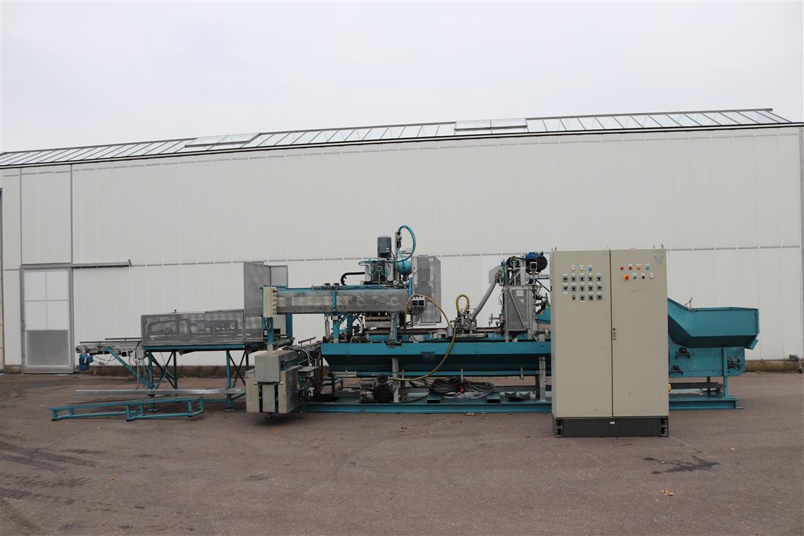 Visser Block-O-Matic soilblocking system