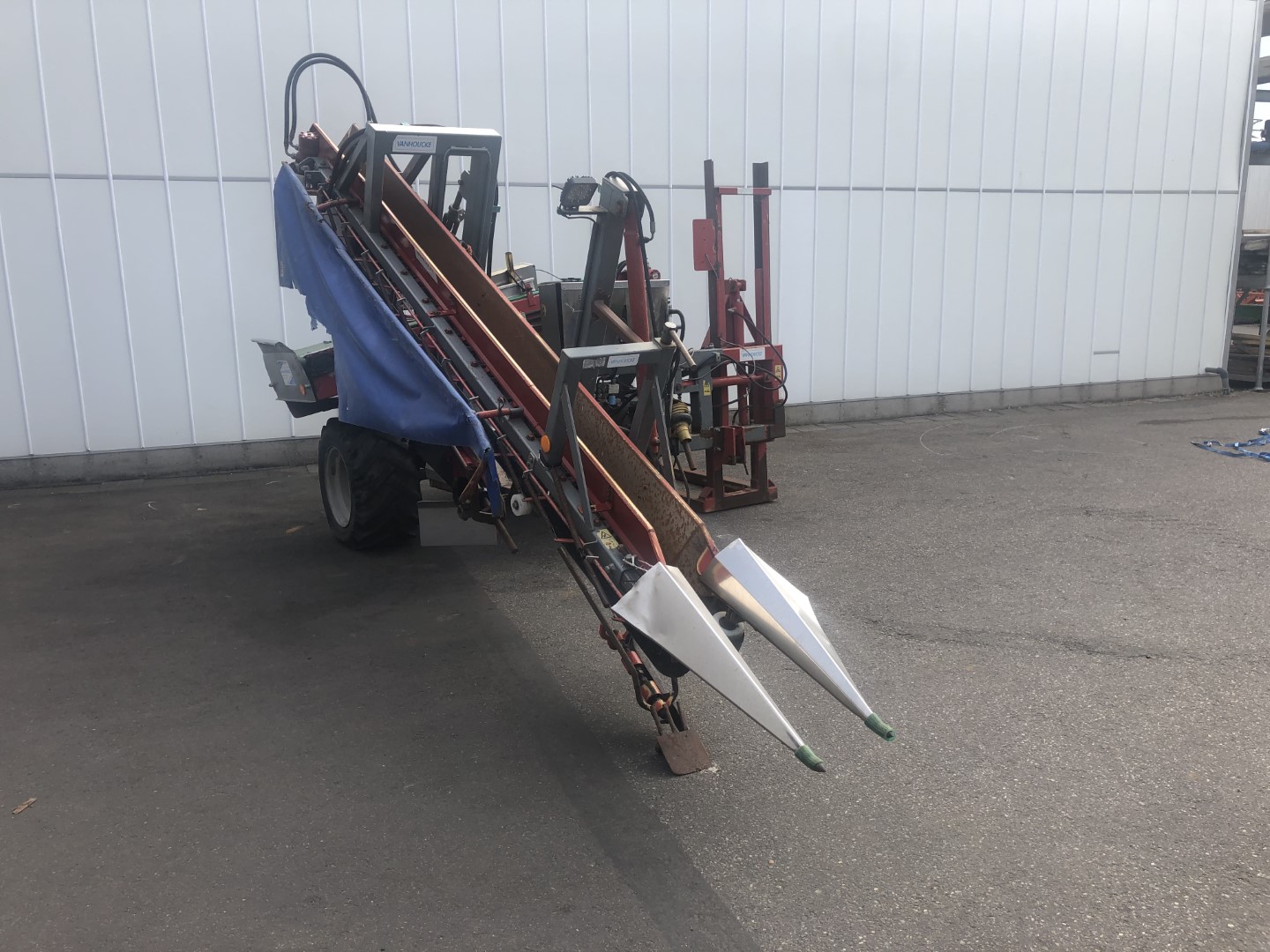Подъемник верхнего ремня Vanhoucke leekharvester