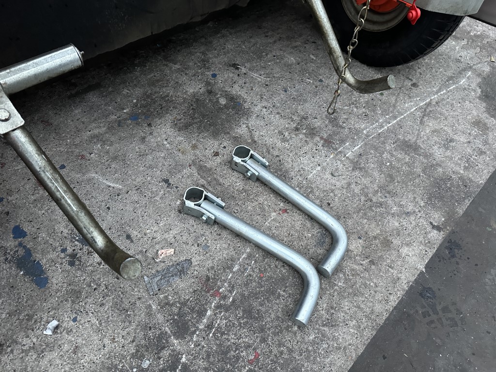 Holaras UM 150-F �������������� ��� ����