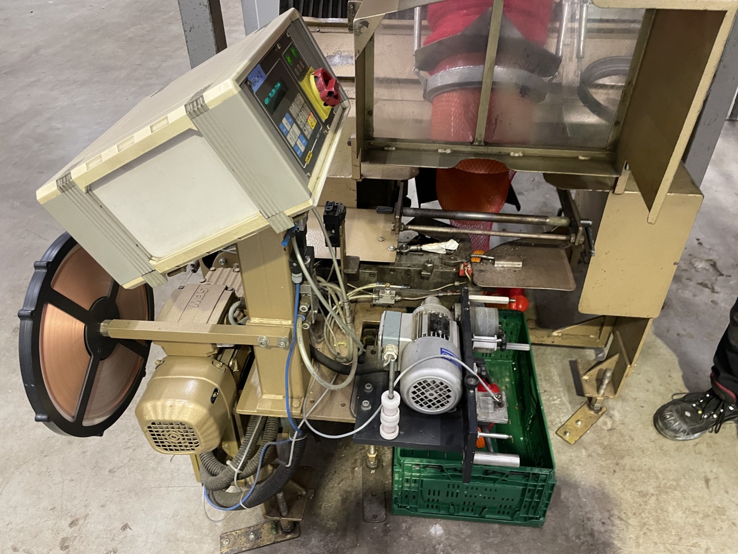 Affeldt AVN 112 CW ������� ������� � C-pack netclipper