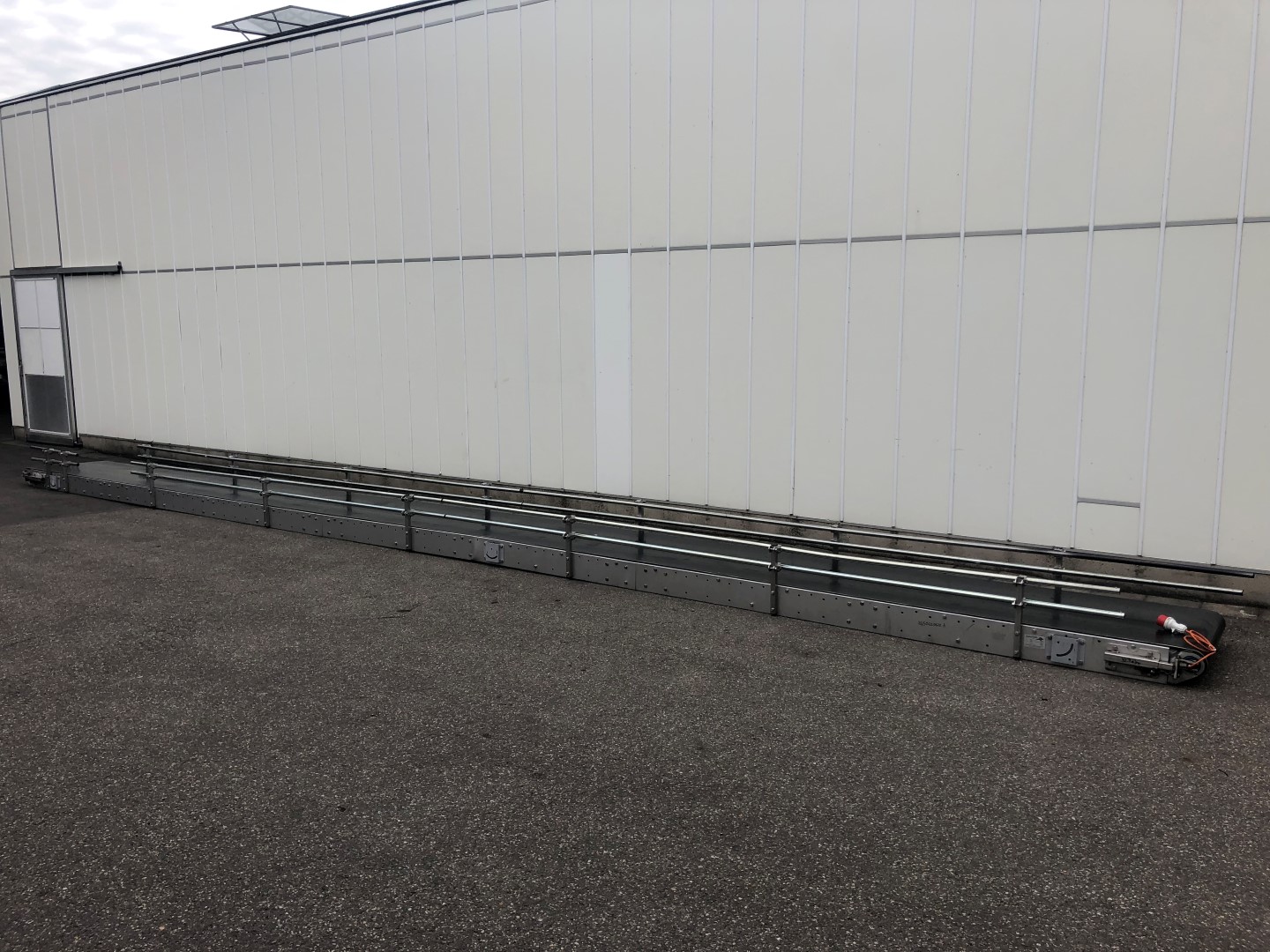 Конвейер / элеватор Mountec 1085 x 80 см