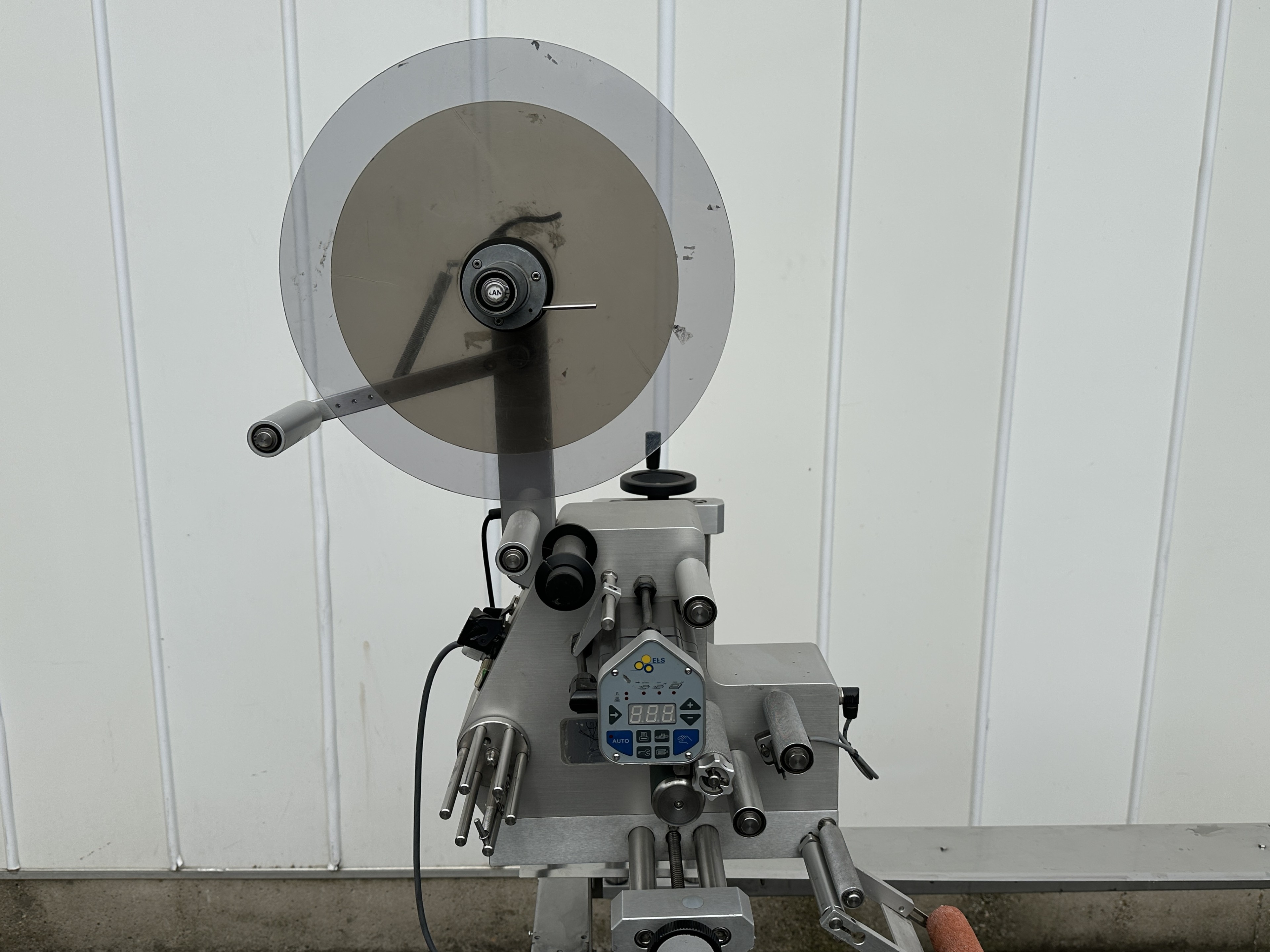 ELS Labeling systems AK3-EB-SCBS201 Этикеровочная машина