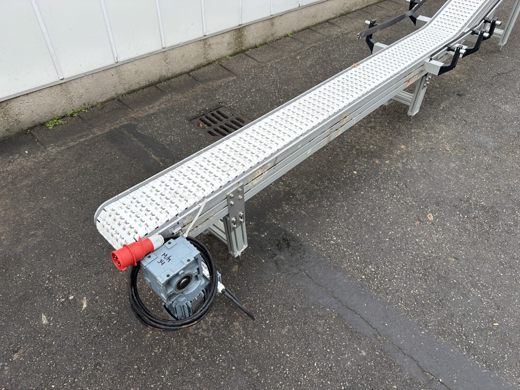 FS solutions Криволинейный конвейер 610 x 19 см с модульным ремнем 90°