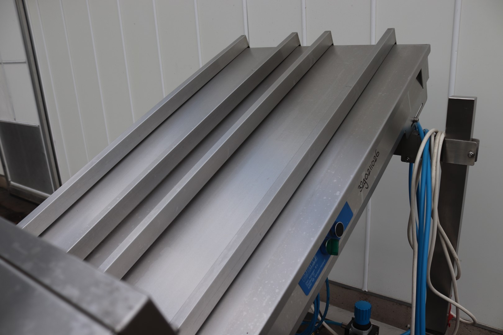 Drr pneumatic dispenser