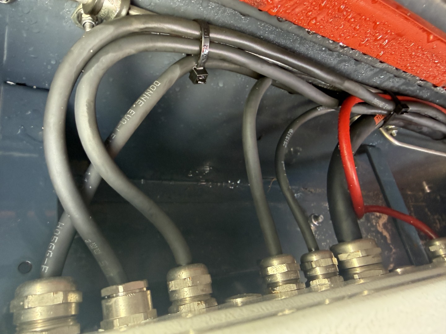Hoaf KB 1.8 ���������� ����� 180 �� � 3 �������� ���������