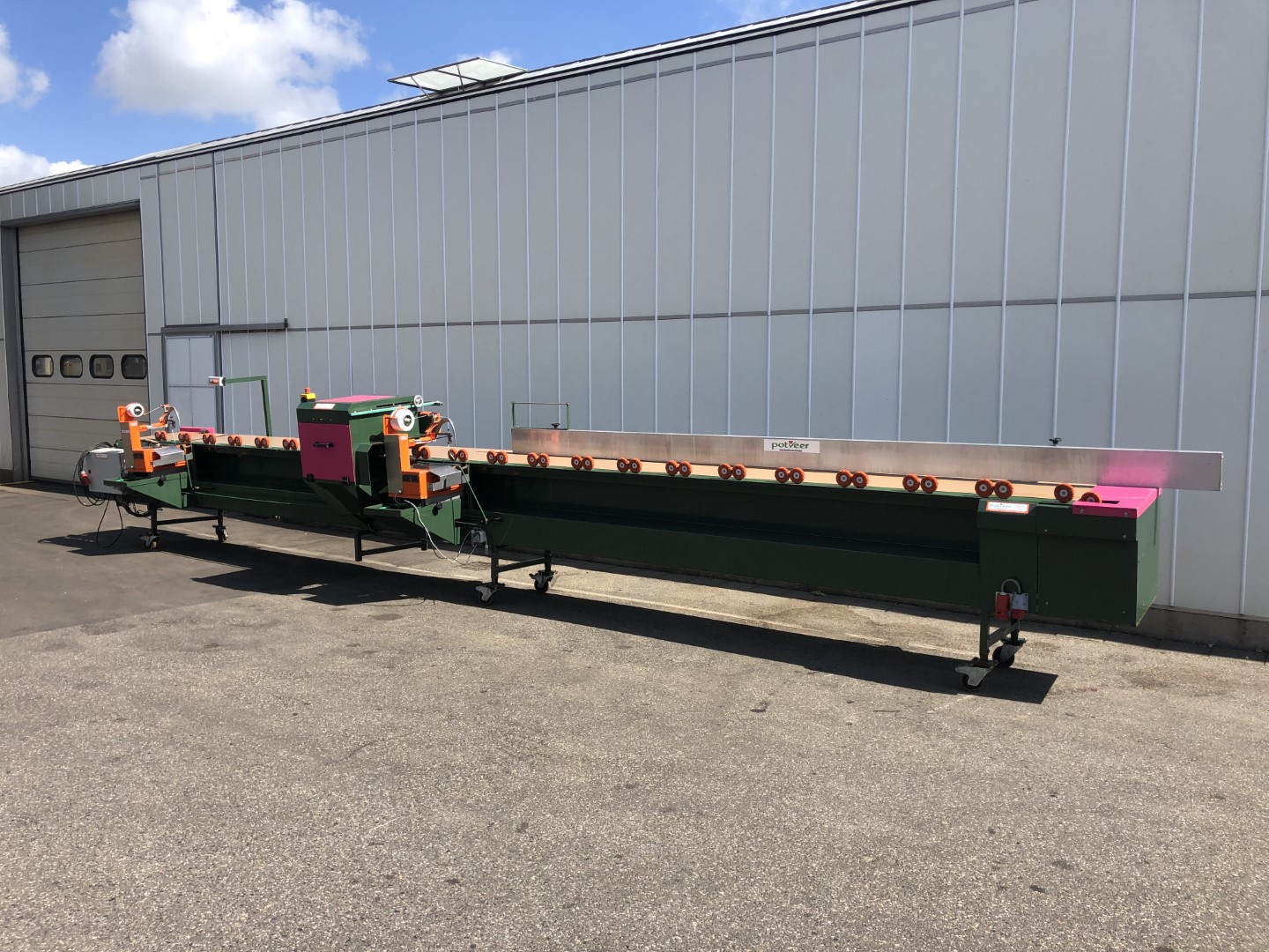 Potveer flower bunching machine