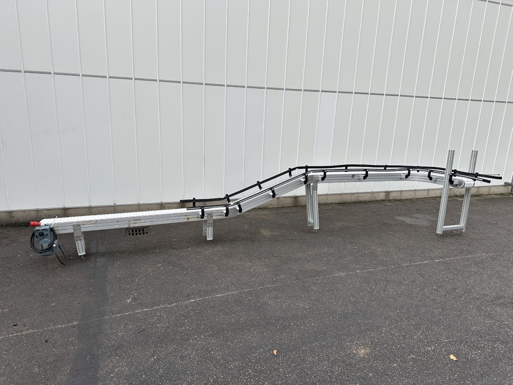 FS solutions Криволинейный конвейер 610 x 19 см с модульным ремнем 90°