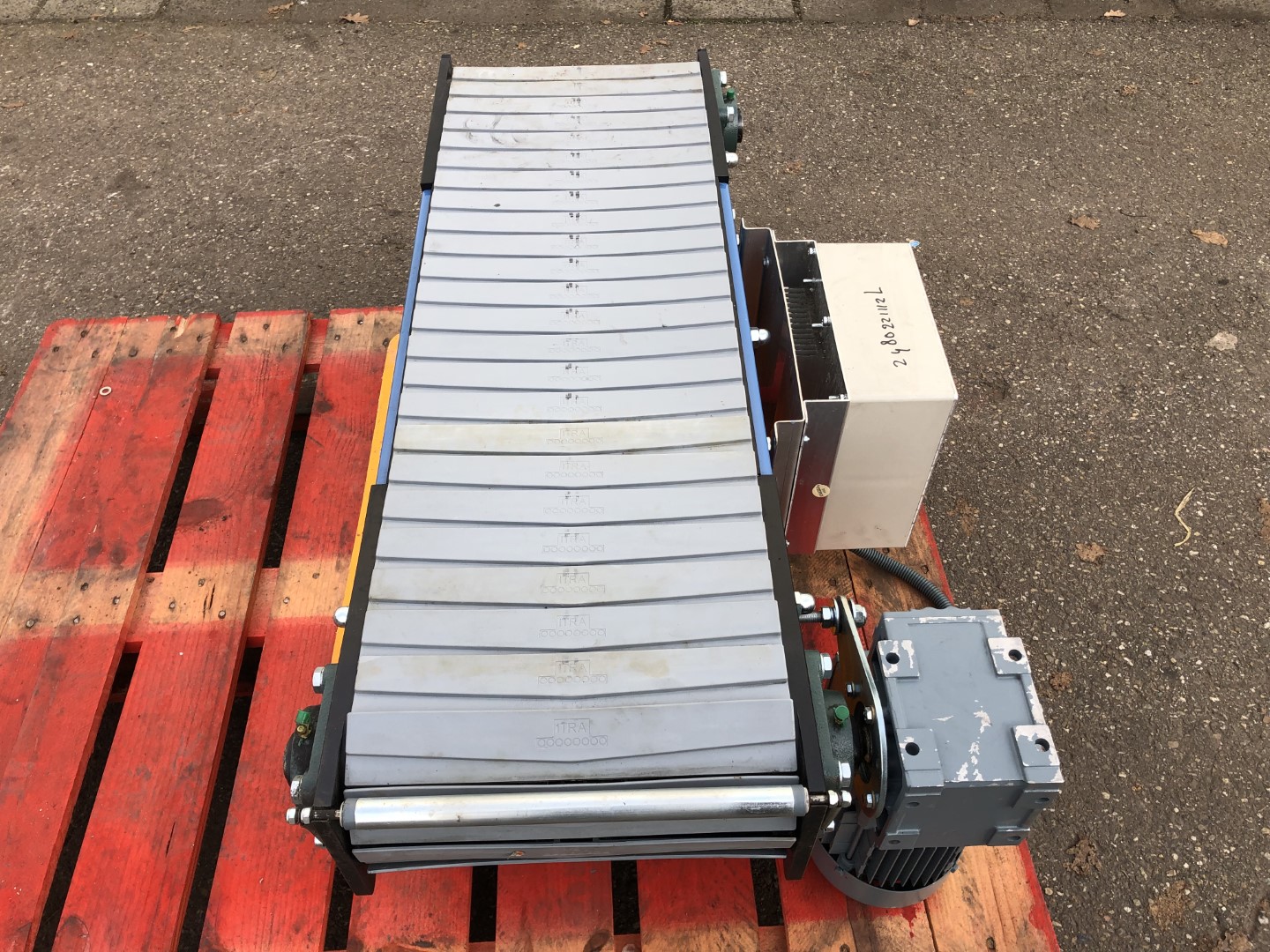 Itra �������� 100 � 30 ��