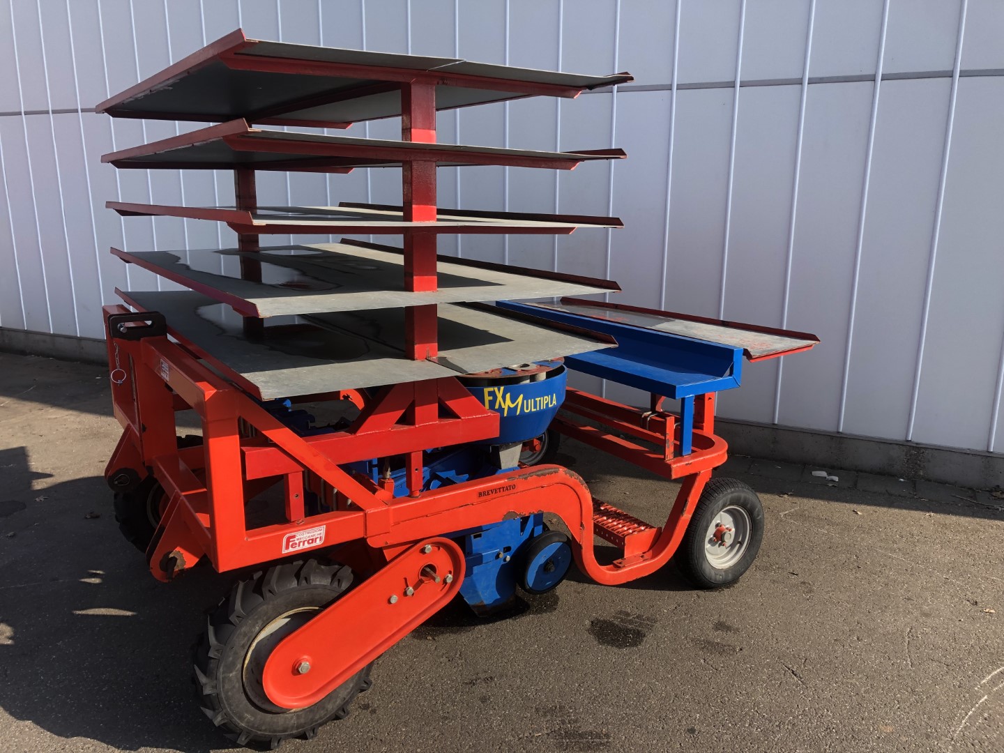 �������� ������ Ferrari FX Multipla 4 ����