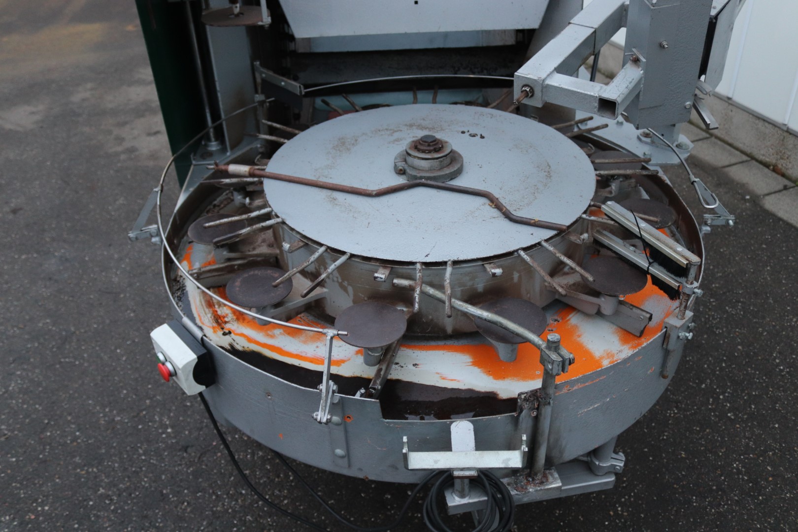 Mayer potting machine