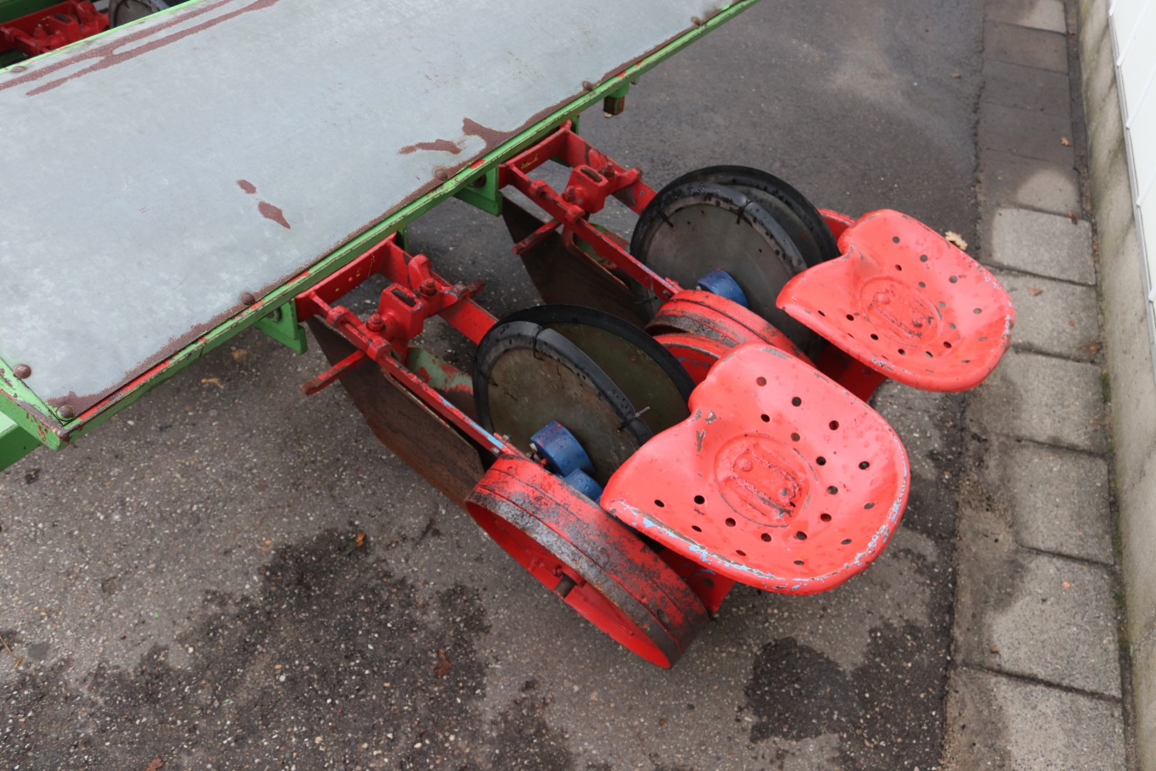 Halmec / Accord 4 row planting machine