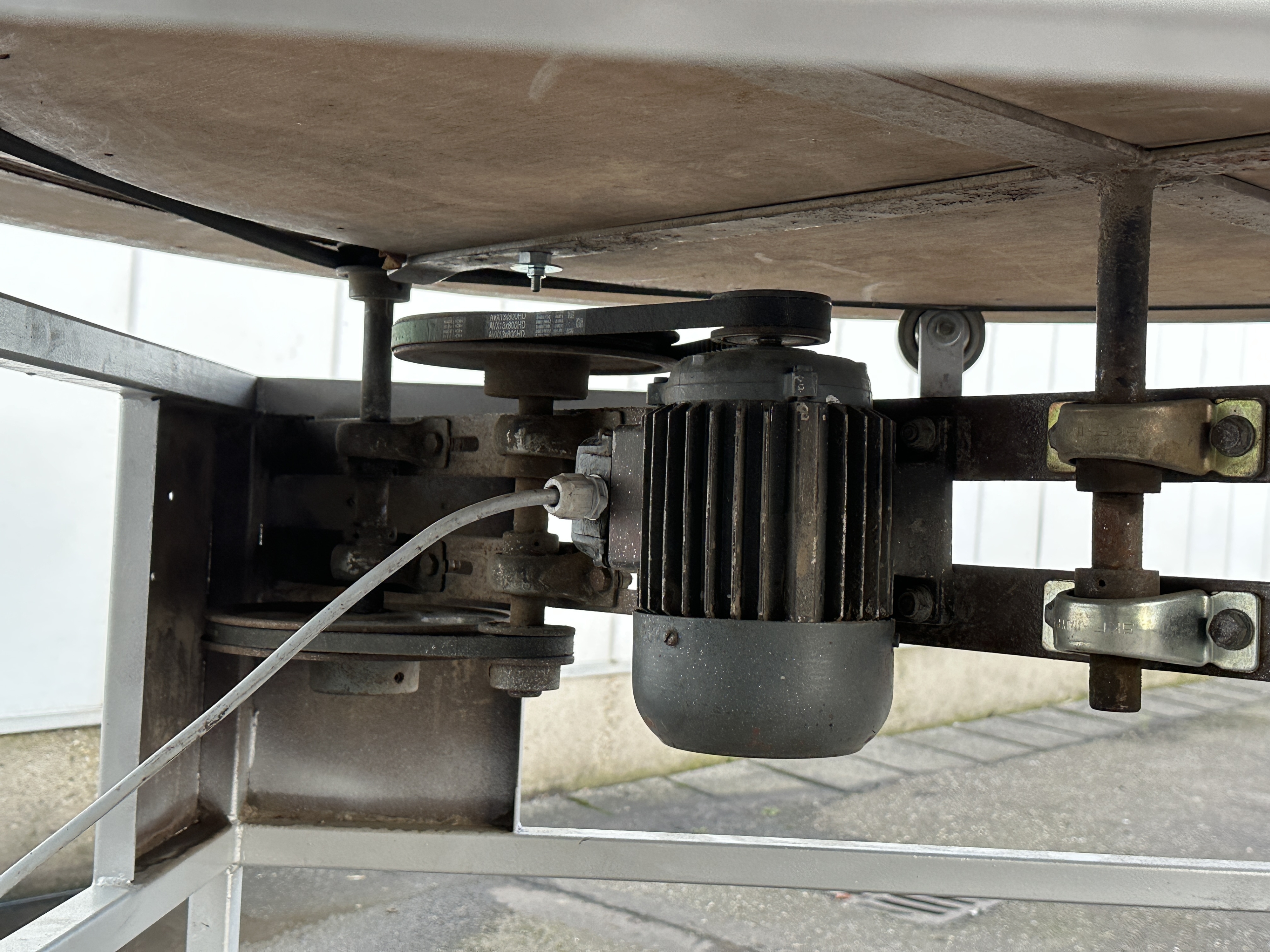 Lockwood Rut 150 Поворотные столы 150 см