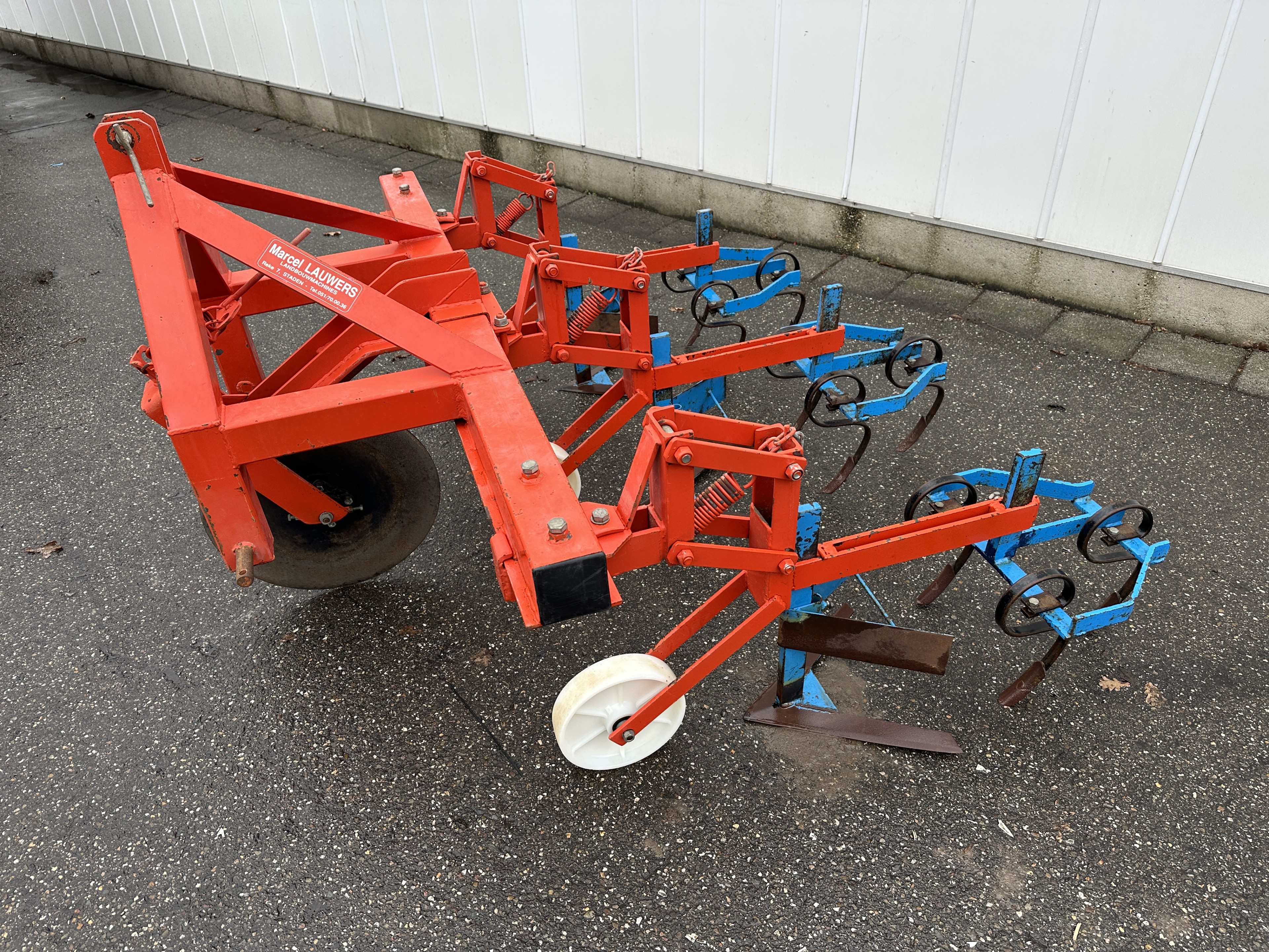 Lauwers 2 ������, 3 ��������