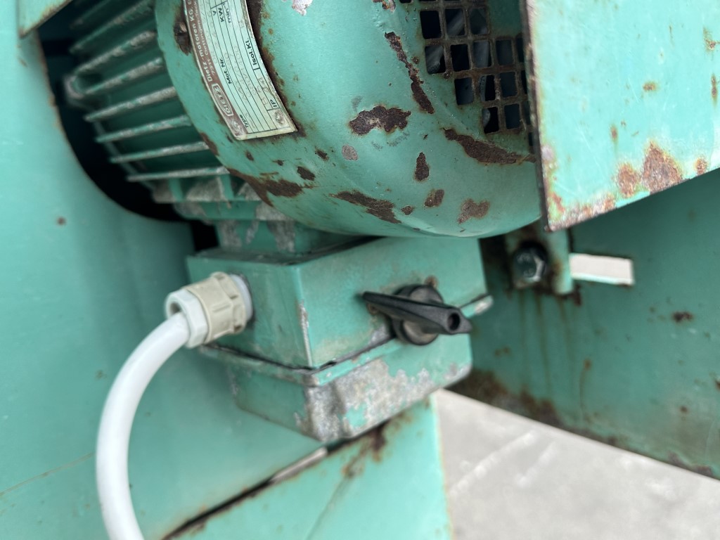 Biso ������� �����a ����������� ���� 85 � 65 ��