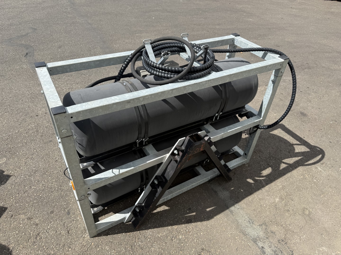 Hoaf KB 1.8 ���������� ����� 180 �� � 3 �������� ���������