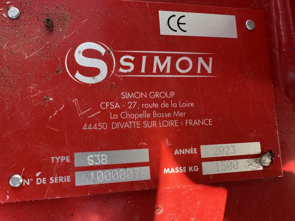 Simon S3B Морковоуборочный комбайн навесной, однорядный с бункером
