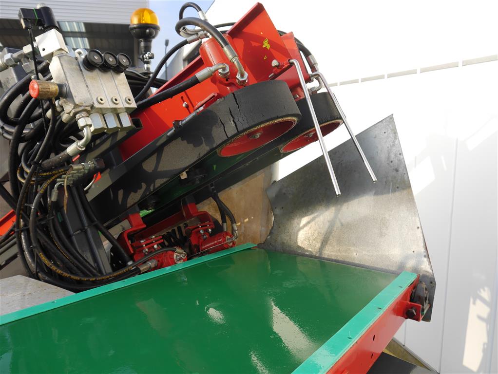 VanHoucke leek harvester topbeltlifter