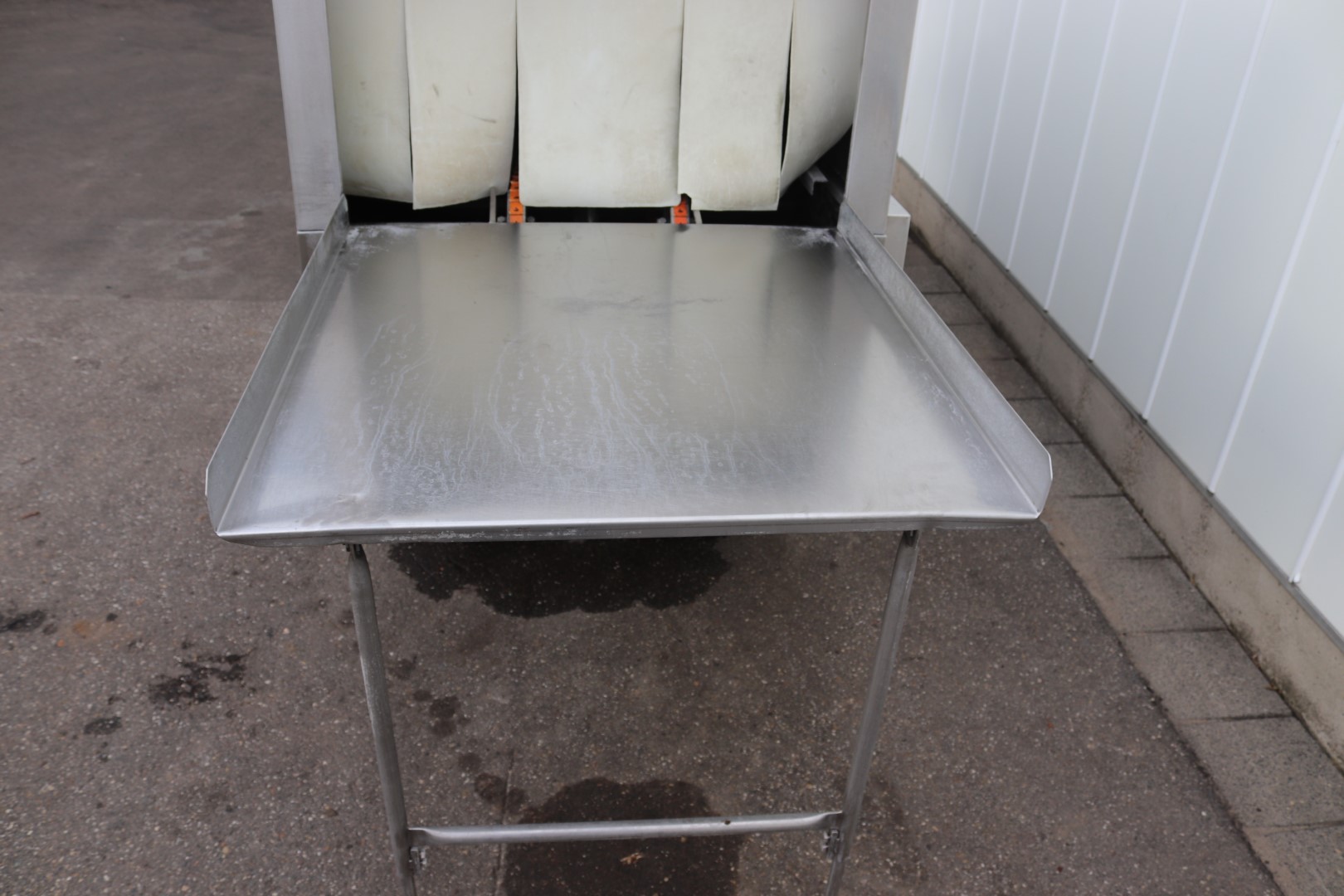 Mafo 230SN industrial tray and cratewasher