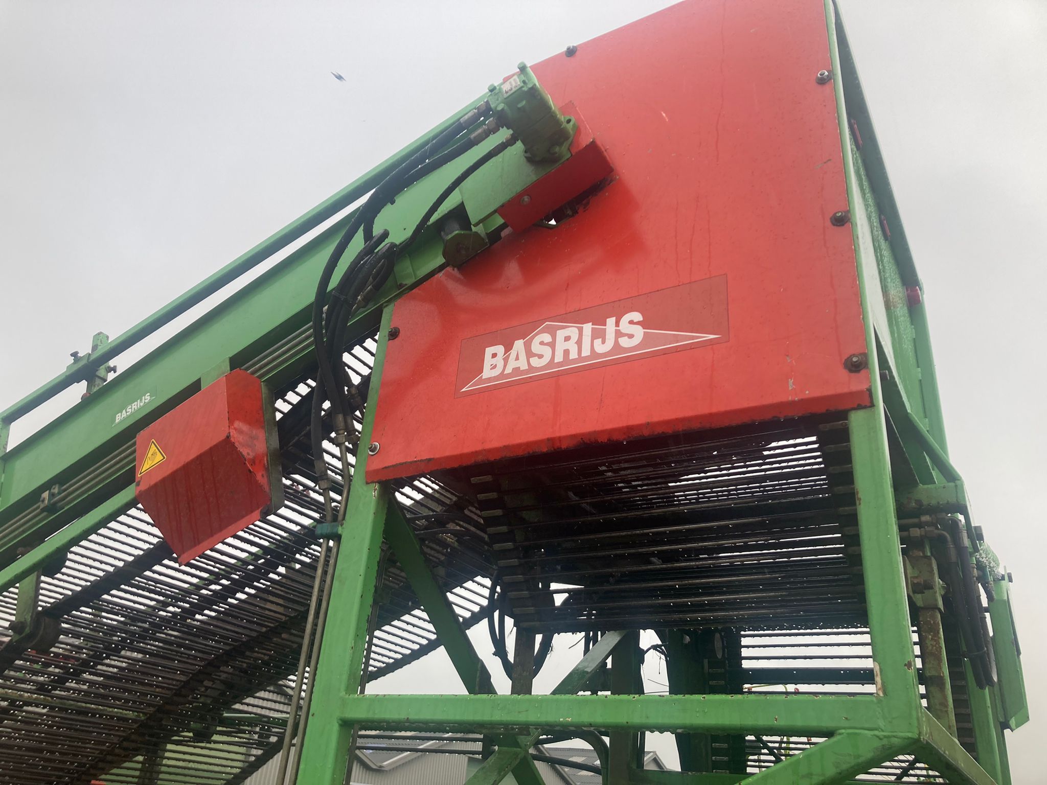 ������� Basrijs ��� ����� ��������, ��� �������� � ������