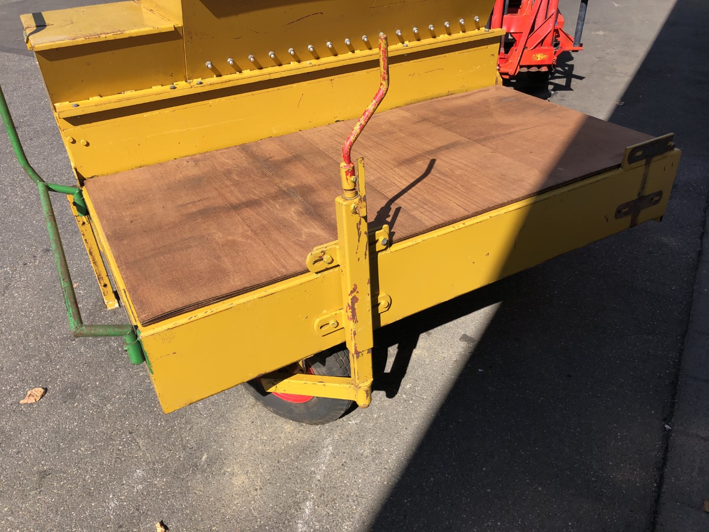 Agro Techniek Astro �����������