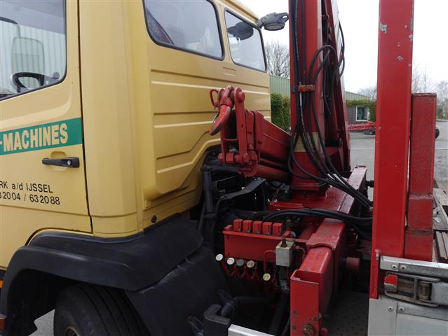 Mercedes Benz 1317 L открытый Грузовик с краном
