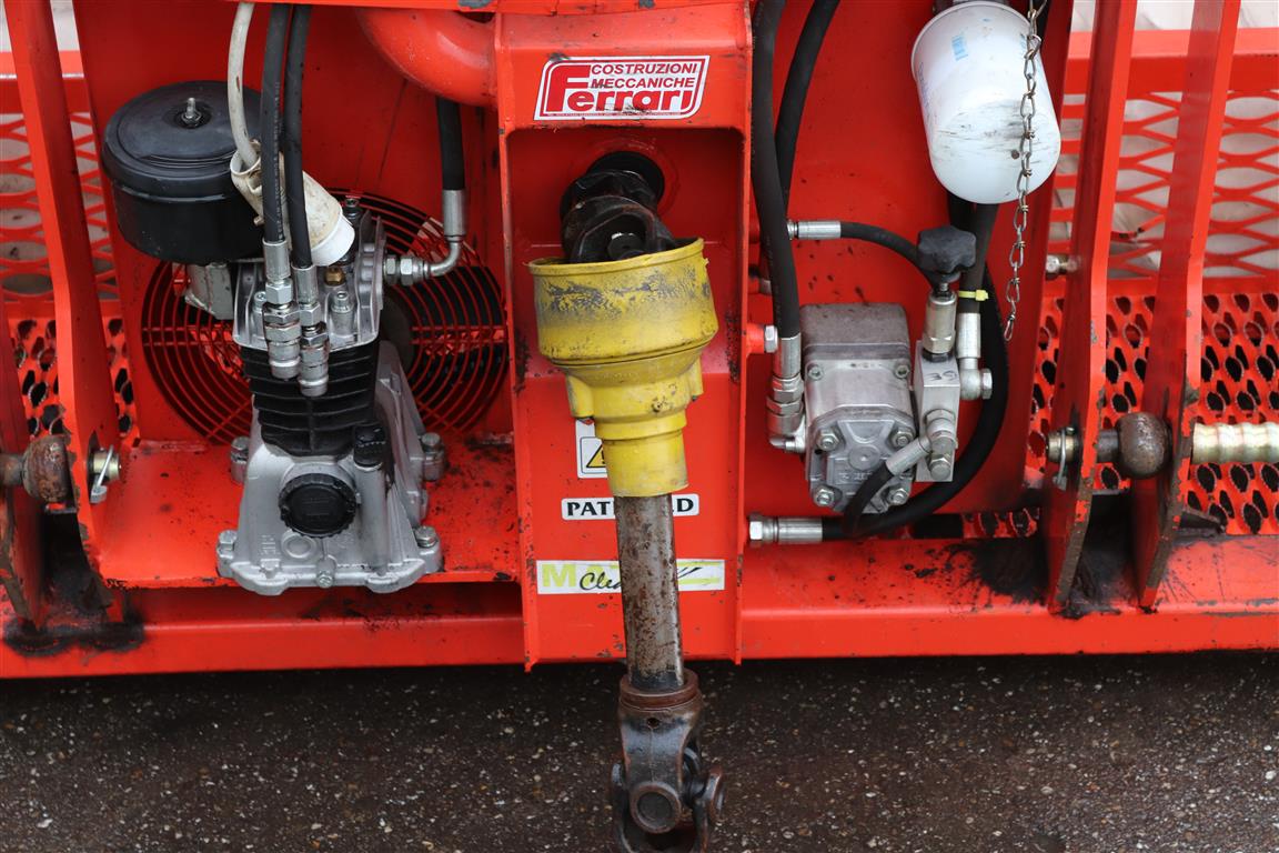 6-������ ����������������� ������ Ferrari Rotostrapp ��� ��������� ������