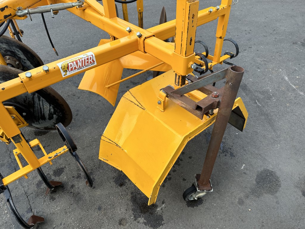 Panter 4-83 �����-/������������������