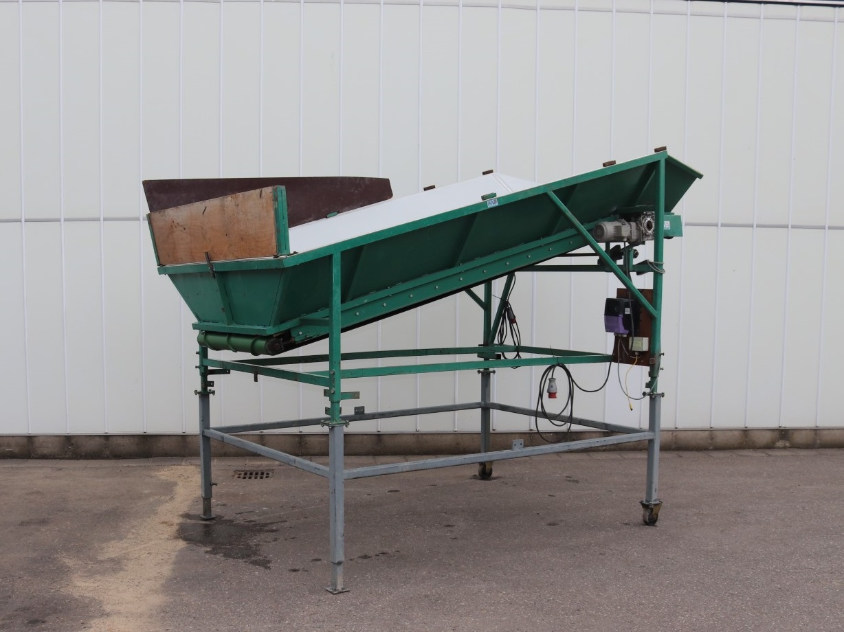 AWB hopper 340 x 100 cm