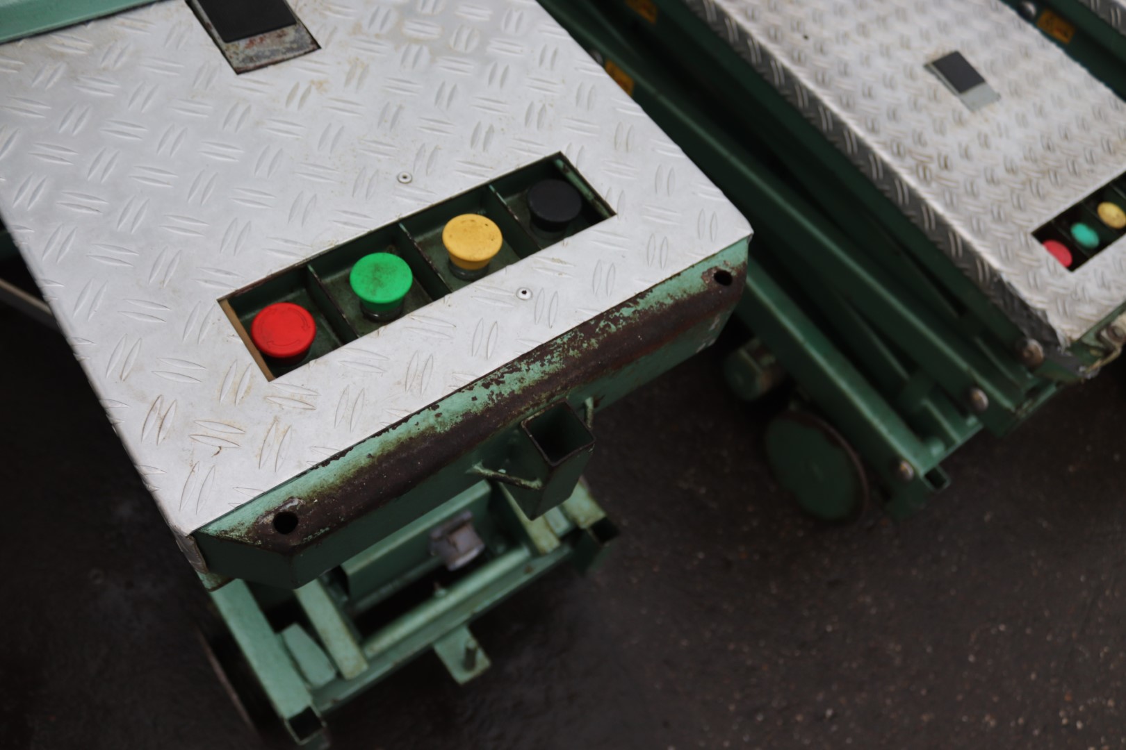 Buitendijk and Slaman (B&S) electro piperail trolleys 42,5 cm