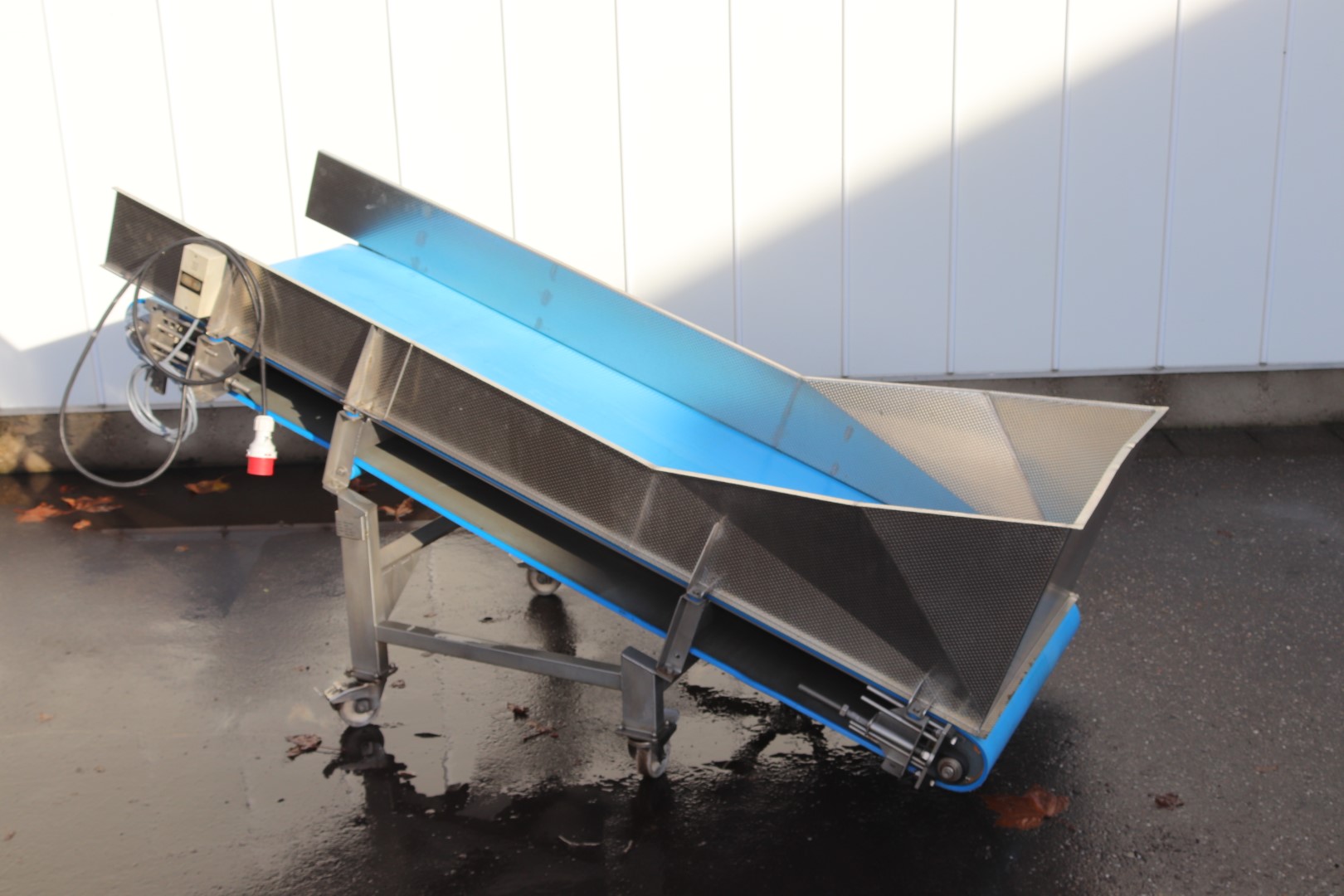 Feltracon stainless steel elevator 220 x 80 cm