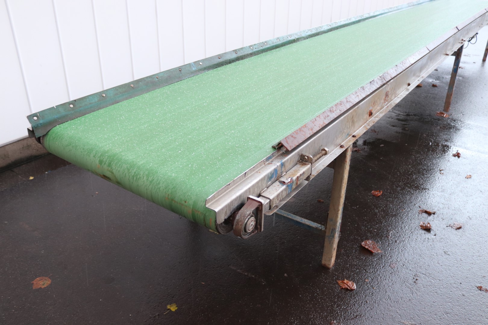 Conveyor 840 x 97 cm