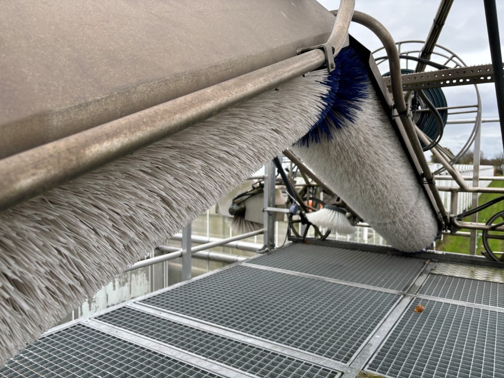 Besseling Roofmaster 400 Машинa для мойки крыш теплиц