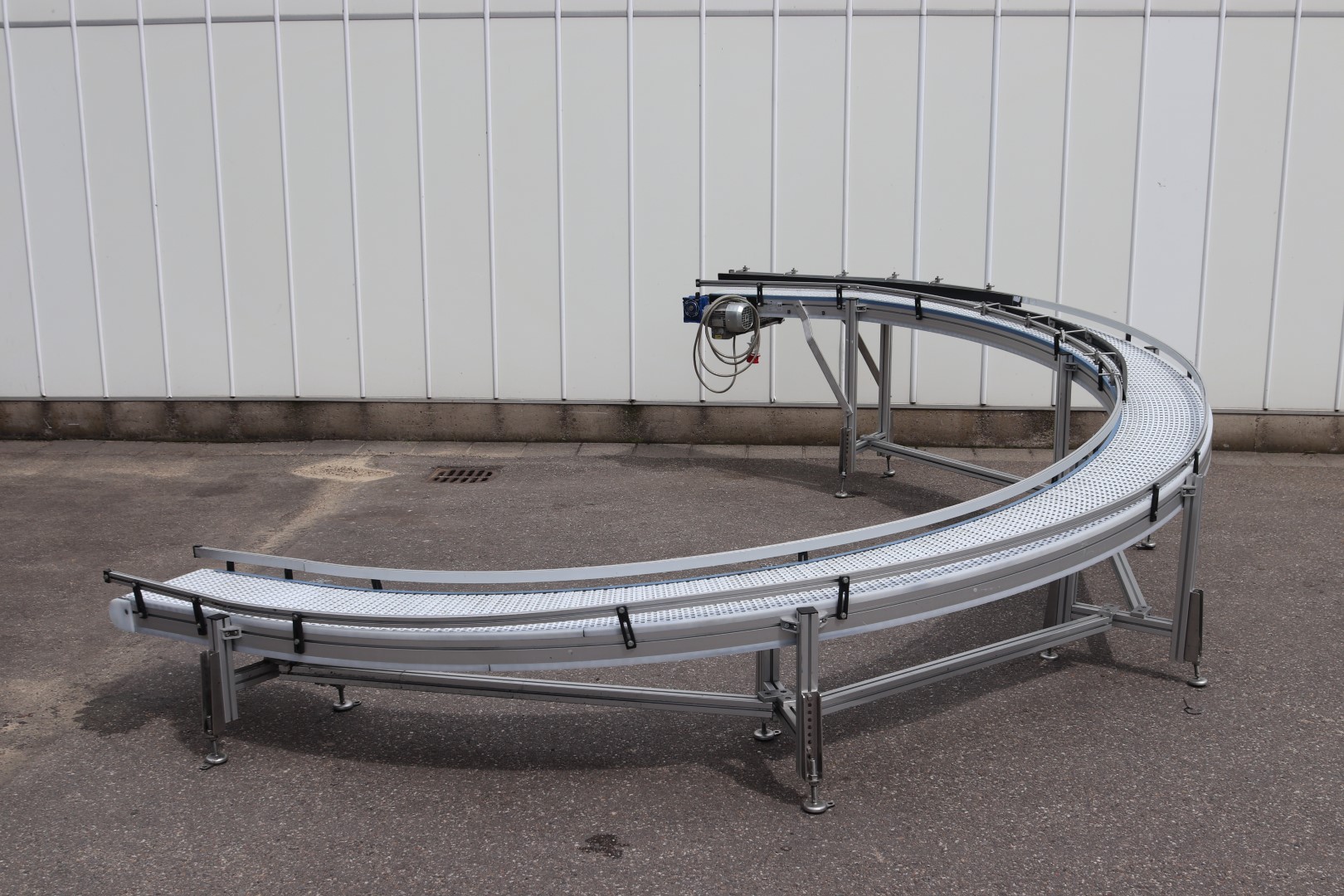 BCK curved conveyor 180°