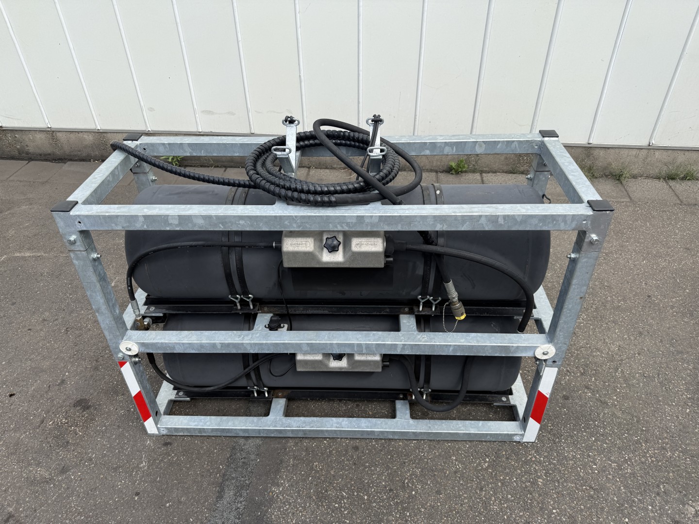 Hoaf KB 1.8 ���������� ����� 180 �� � 3 �������� ���������