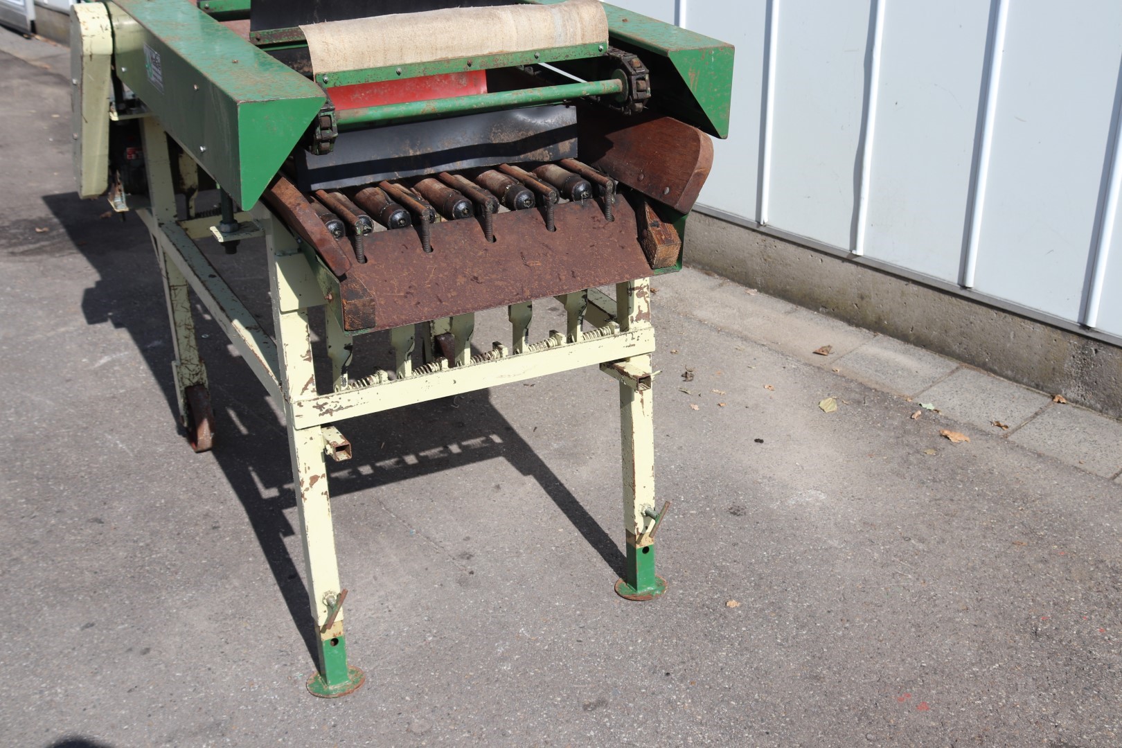 Vandenberg onion topper with 10 rolls