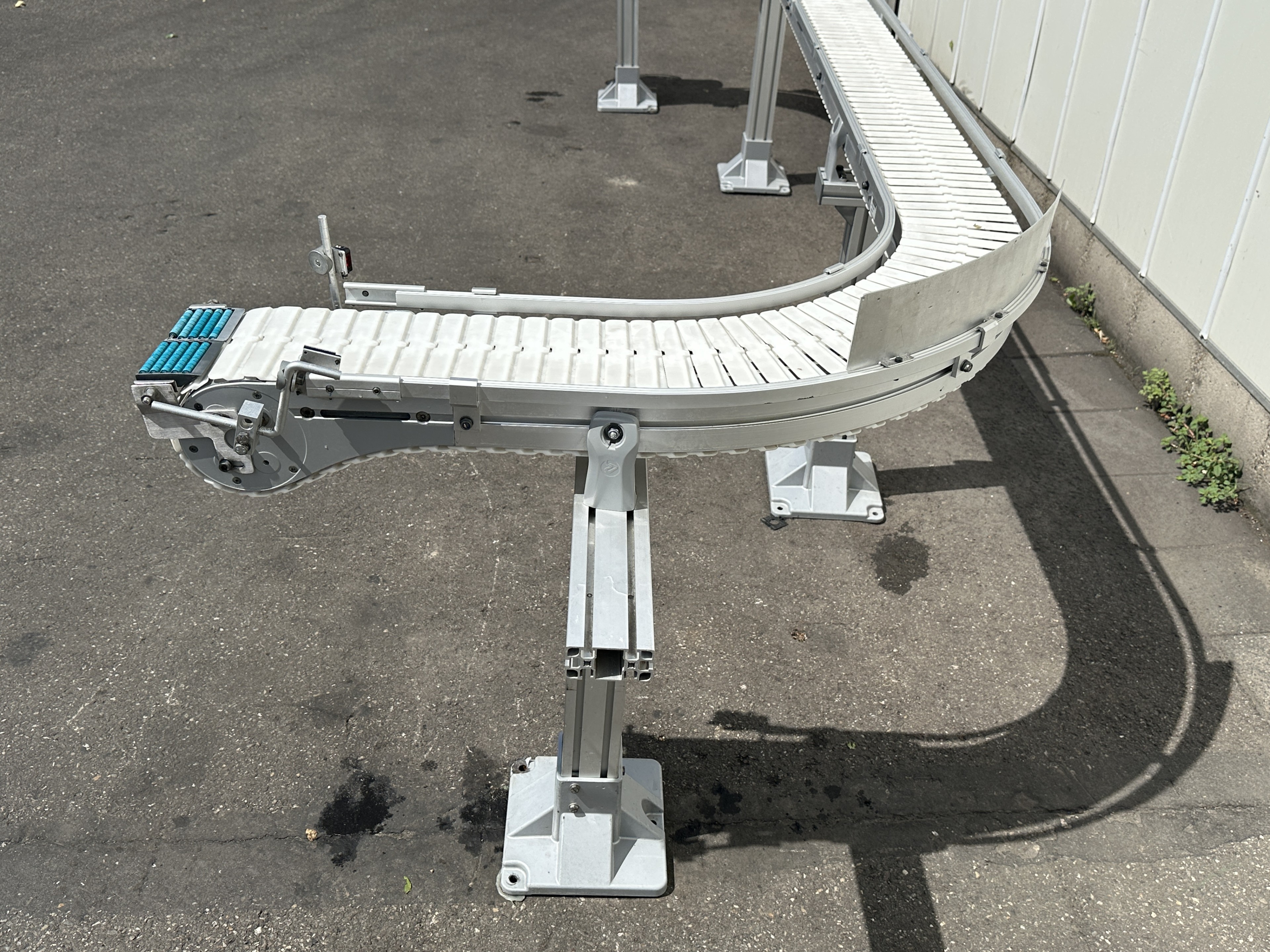 Flex Industries ������������� �������� �������� �� 180� ������ 18 ��