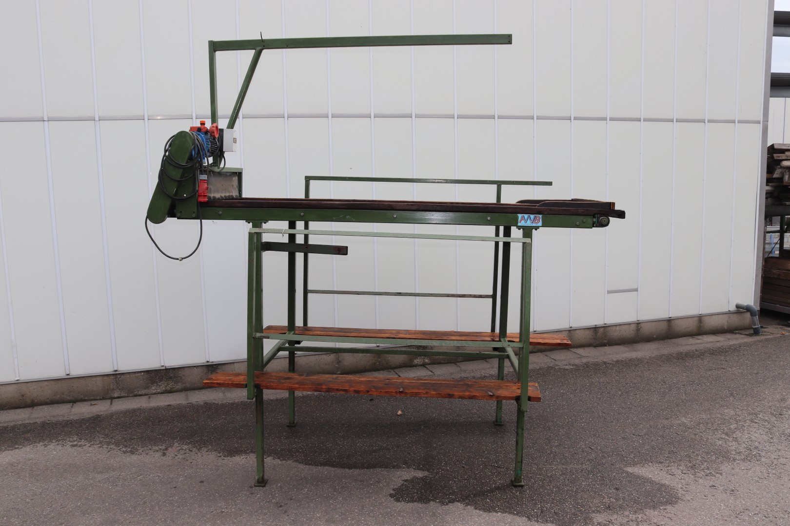 AWB inspection conveyor 245 x 100 cm