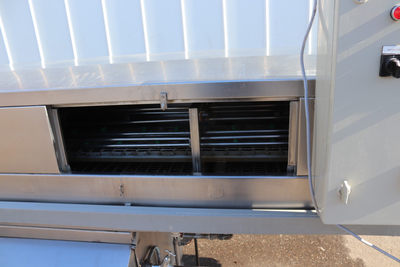 Numafa Crate & Tray and Pot Washer