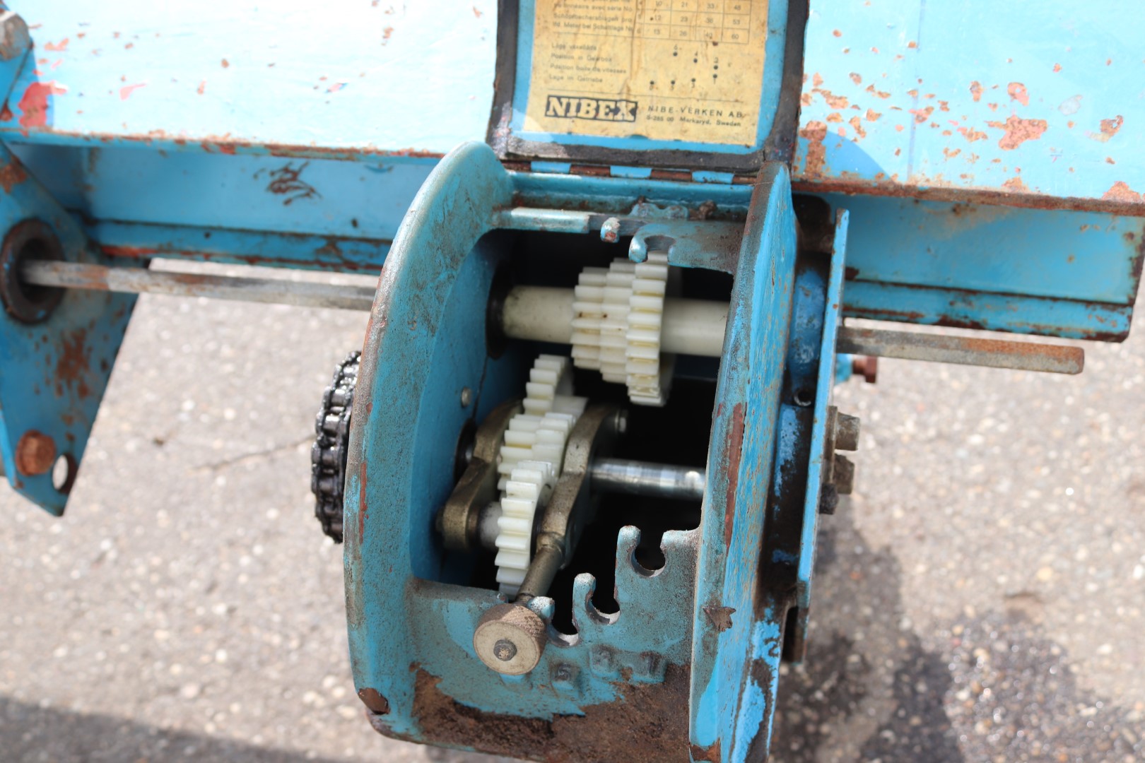 Nibex 300 mechanical sowing machine 4 rows
