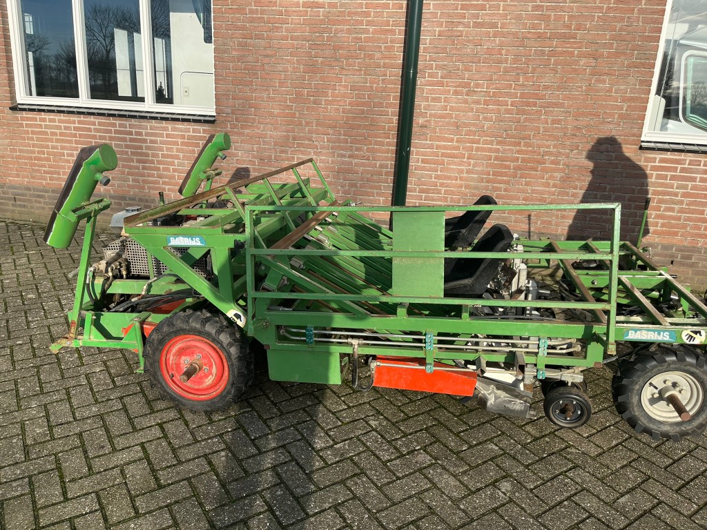 ���������� ���������� ������ Basrijs ��� ������ � ���������� Honda