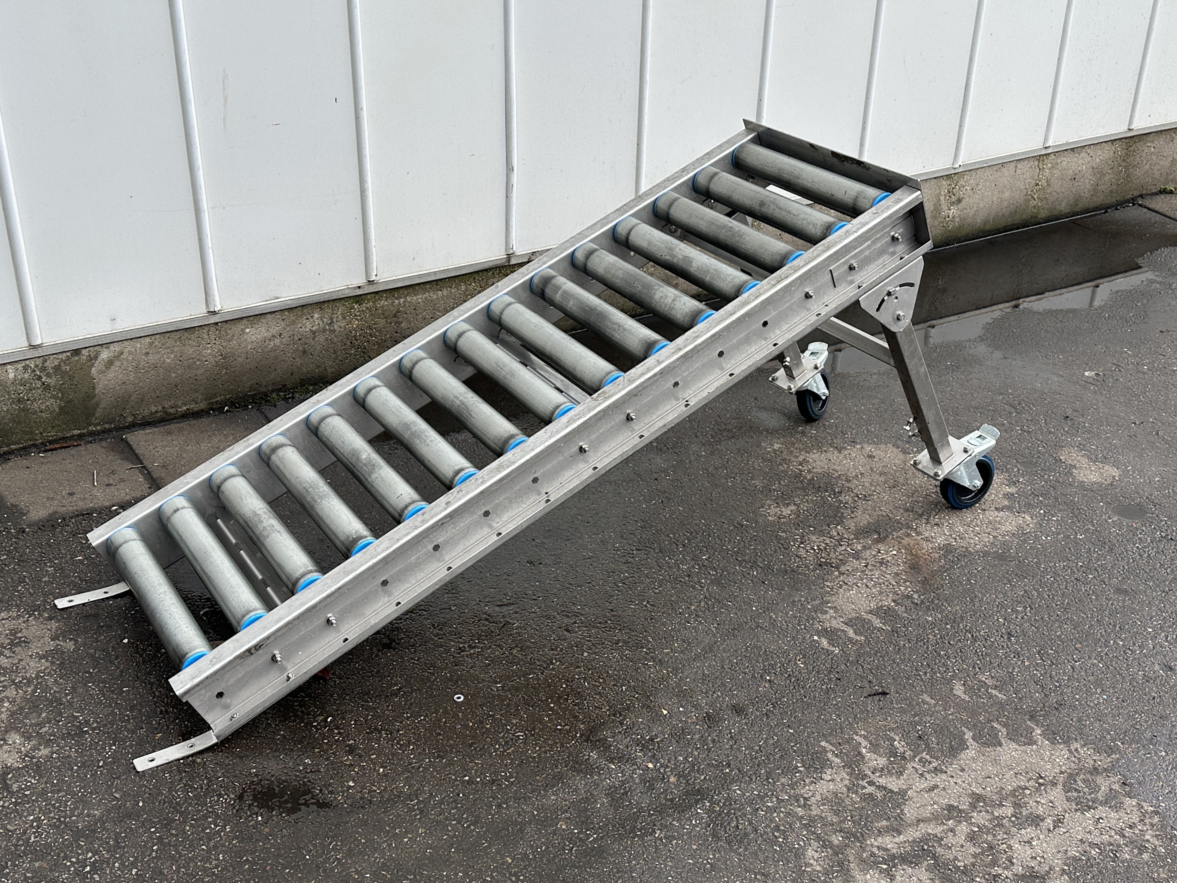 Роликовый конвейер 150 x 42,5 см