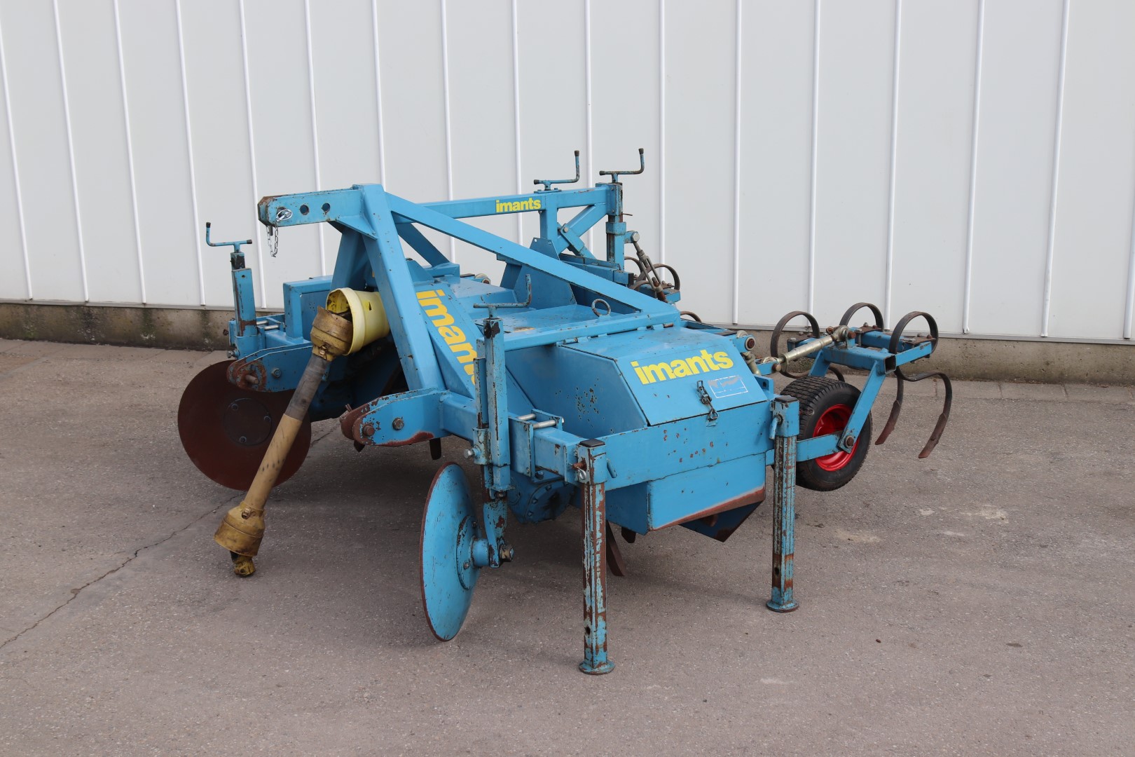 ����������� ������� Imants ��� ������