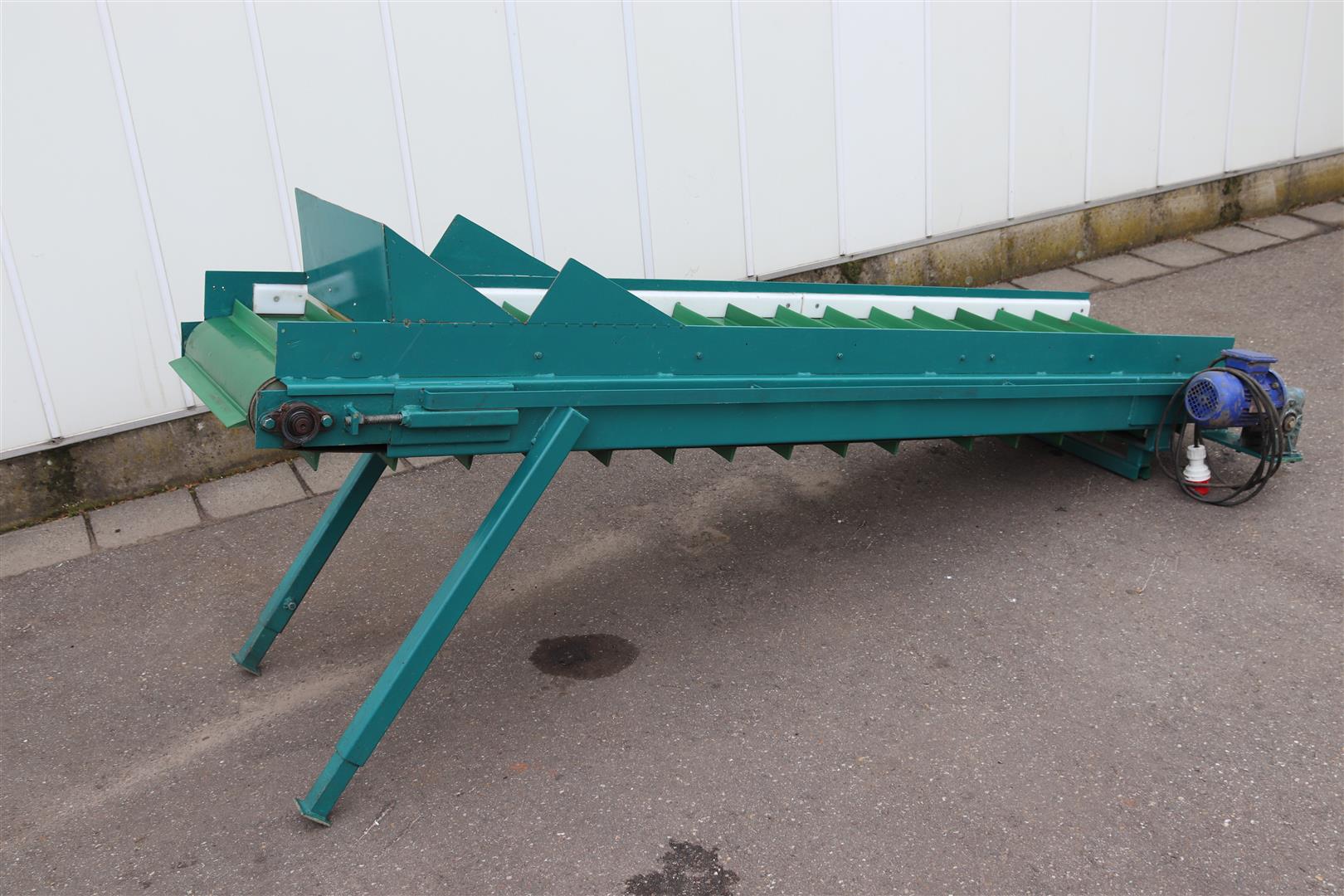 Весовой дозатор Demco Carousel для коробок 60 x 40 см с наполнителем