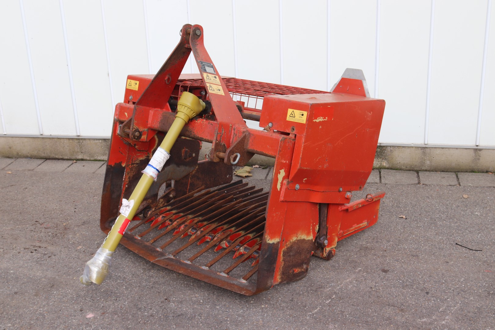 Peecon Bedlifter with 2 shaking grates 135 cm