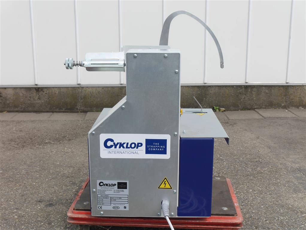 ���������� ������ Cyklop Axro 2 Basic - ���: 2016