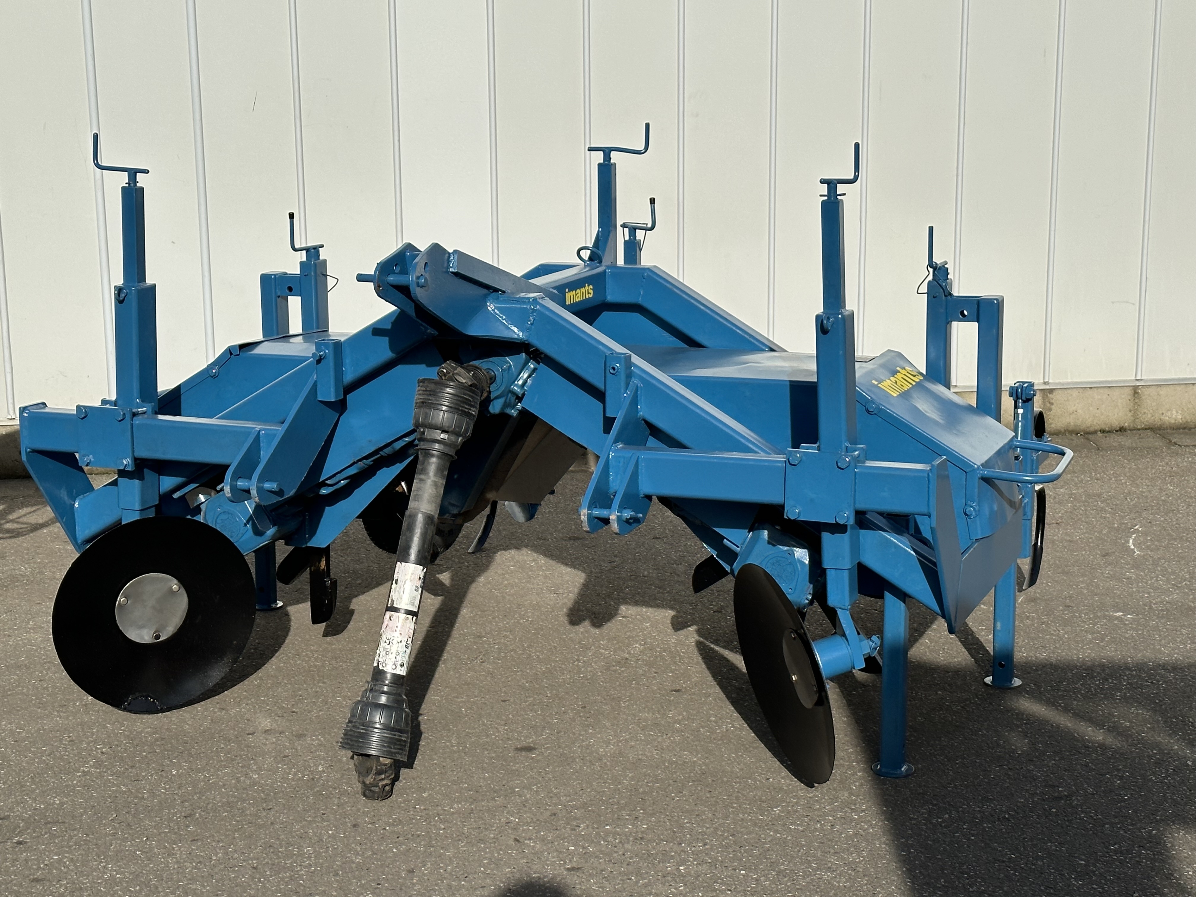 Imants IRF-III hillformer for asparagus