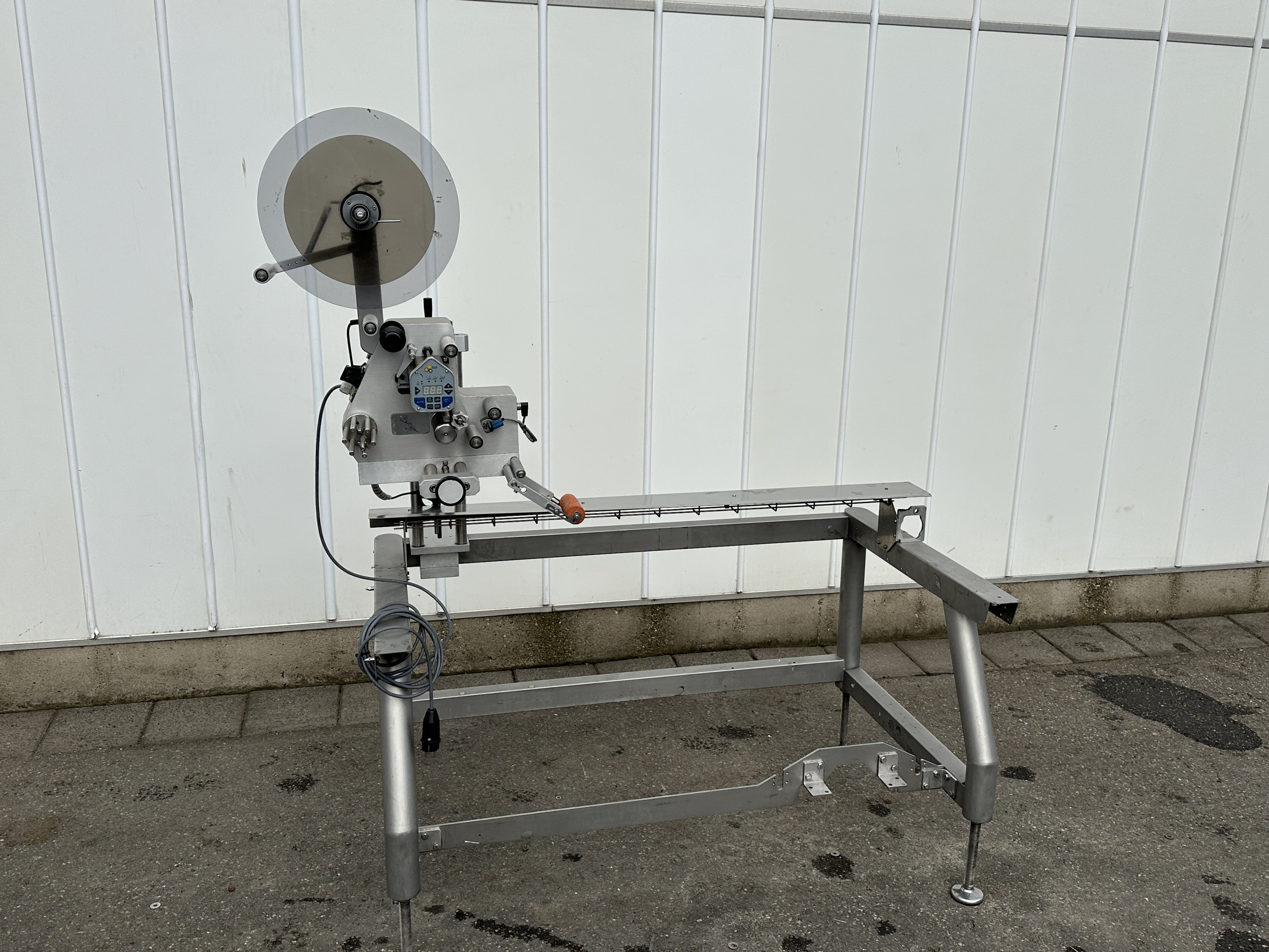 ELS Labeling systems AK3-EB-SCBS201 Этикеровочная машина