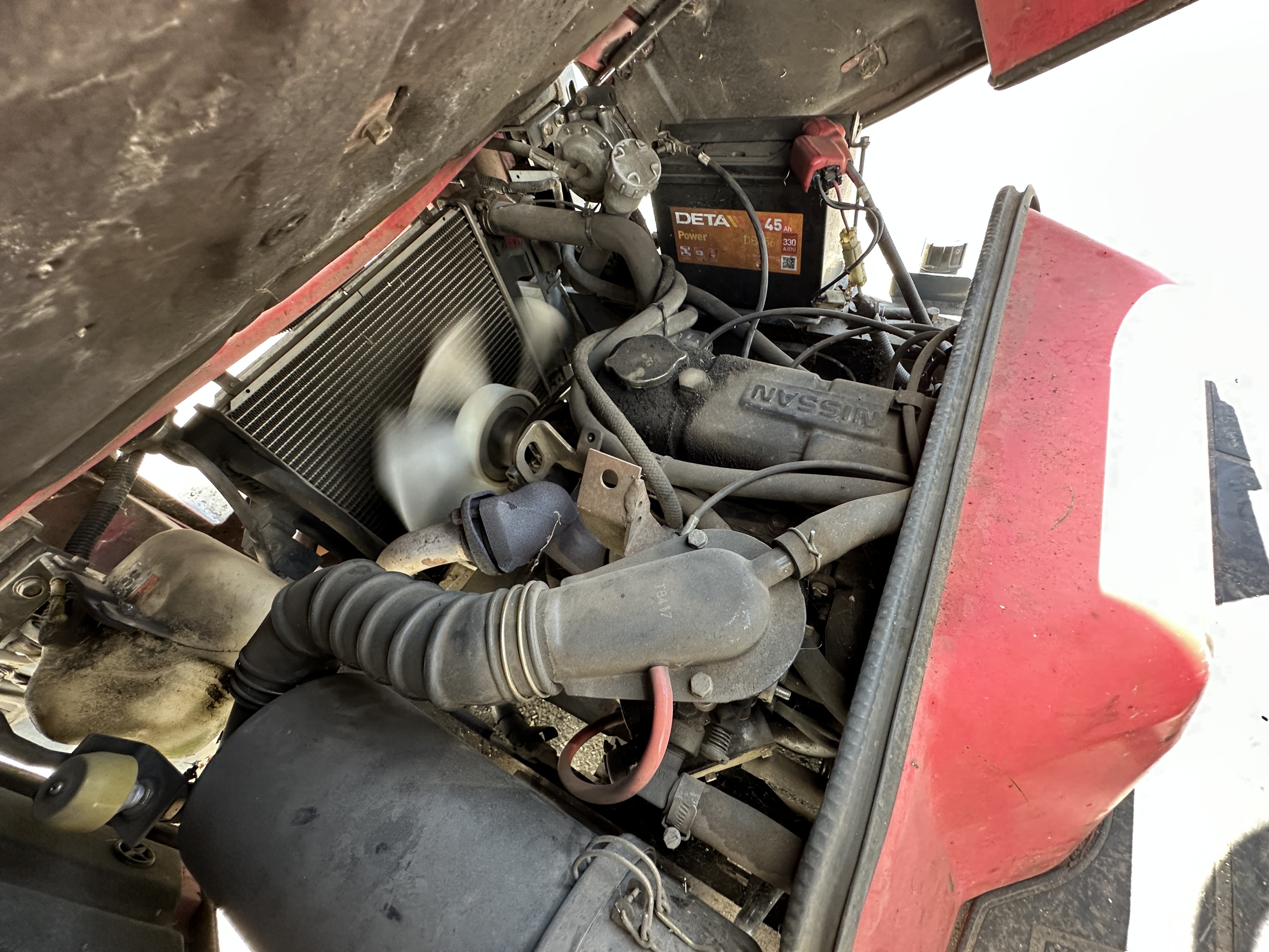 Nissan LPG 15 automat �������� ���������
