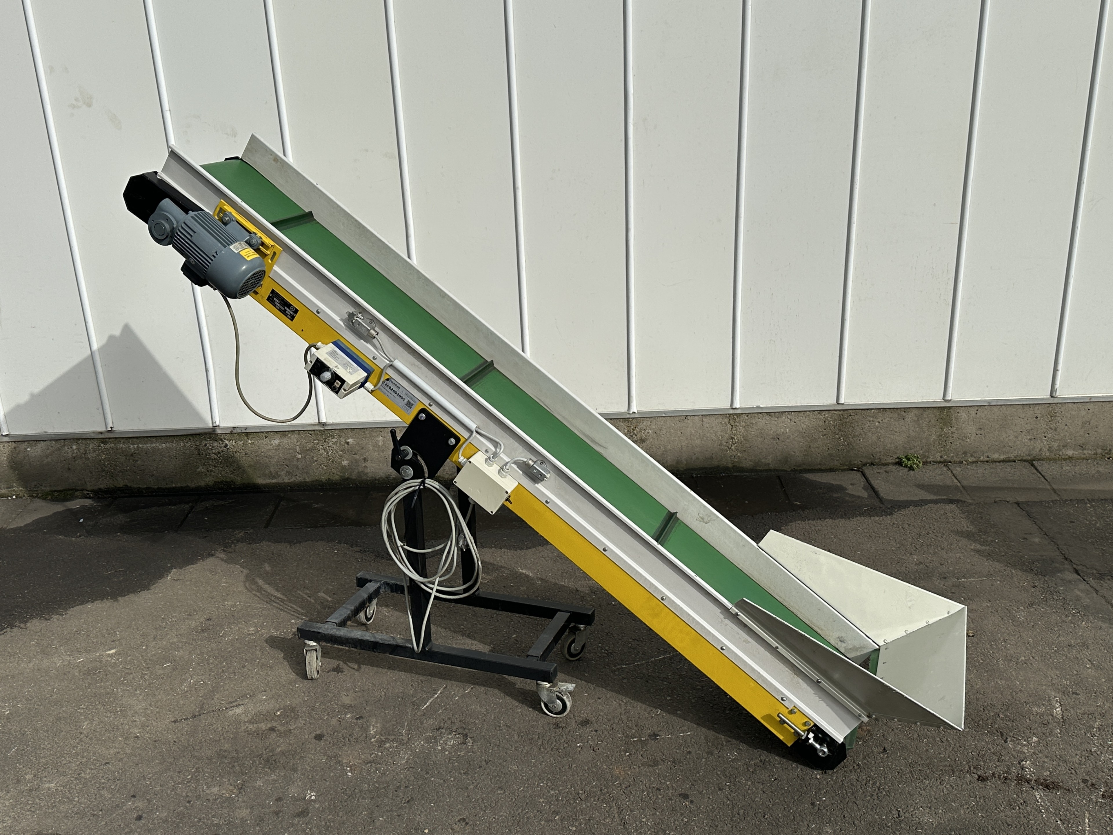TTW VZB Элеваторный конвейер 205 x 30 см